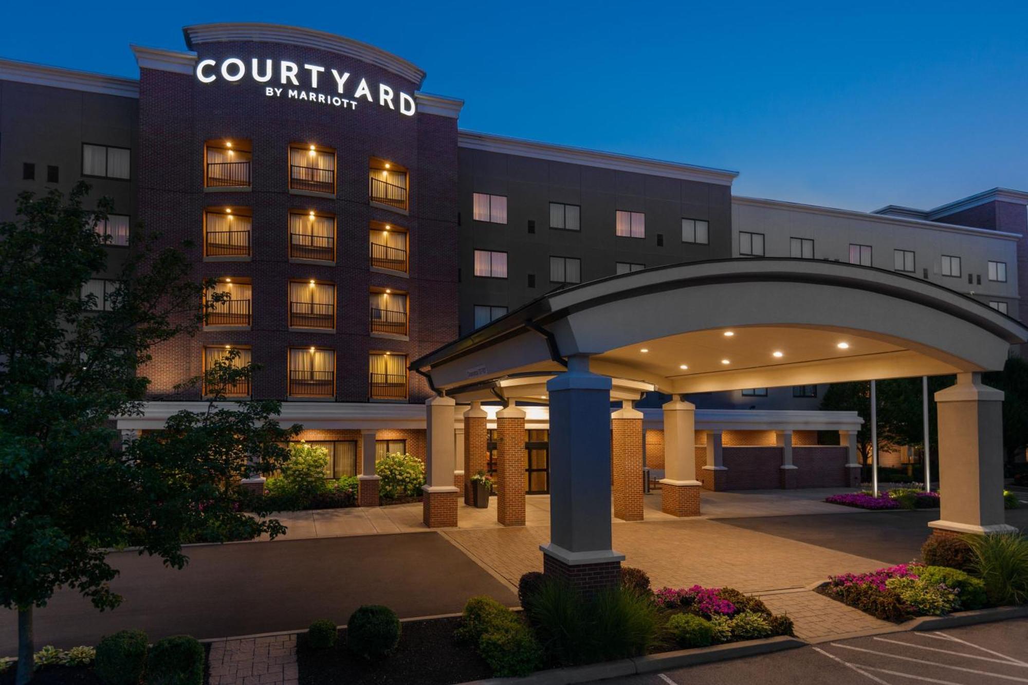 Courtyard By Marriott Buffalo Airport Чиктовага Экстерьер фото