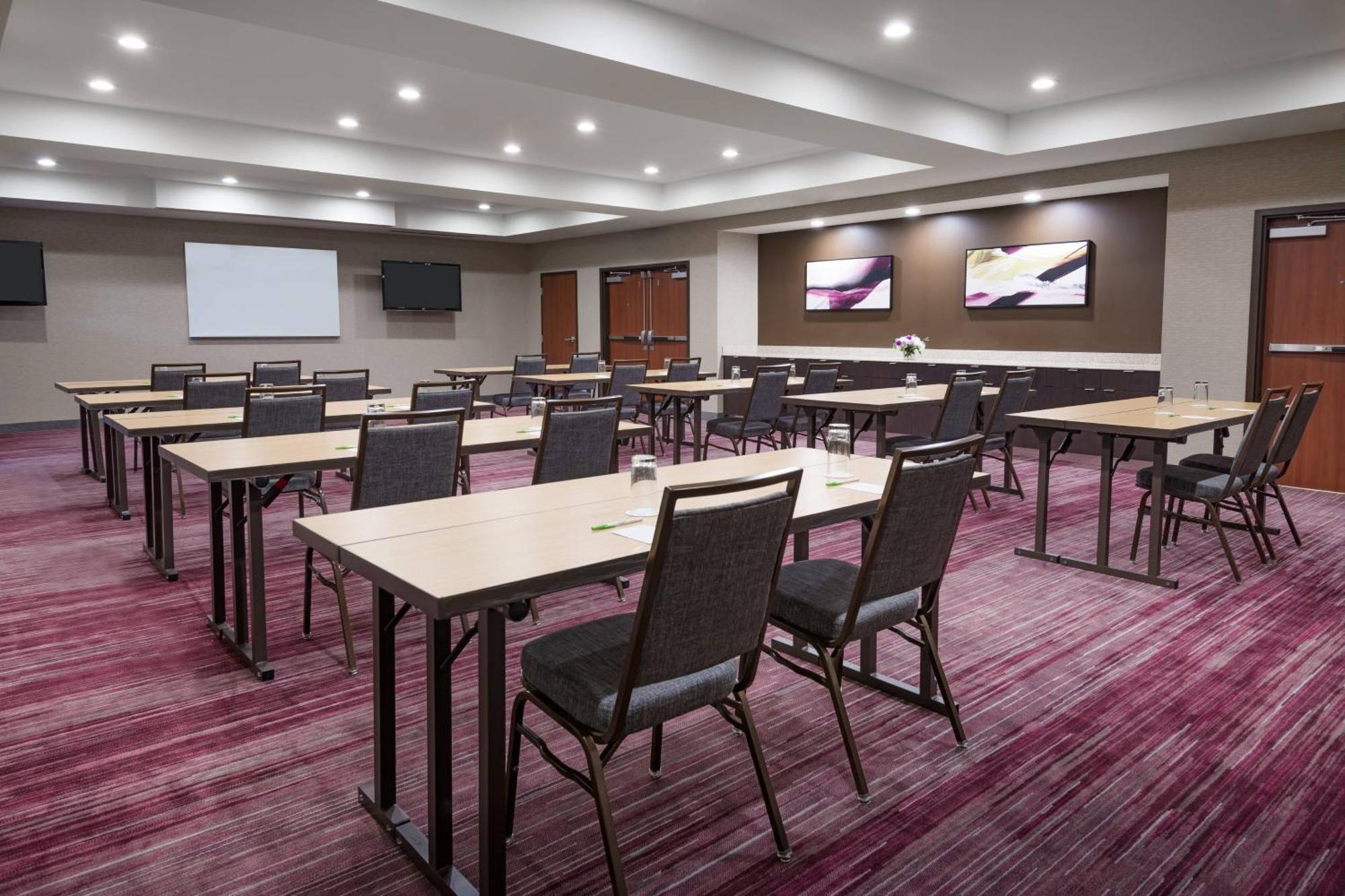Courtyard By Marriott Buffalo Airport Чиктовага Экстерьер фото