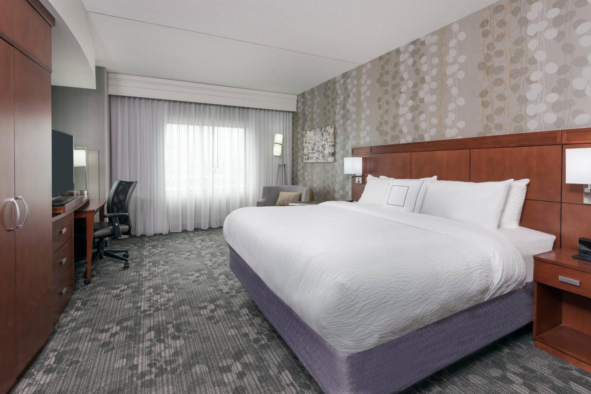 Courtyard By Marriott Buffalo Airport Чиктовага Экстерьер фото