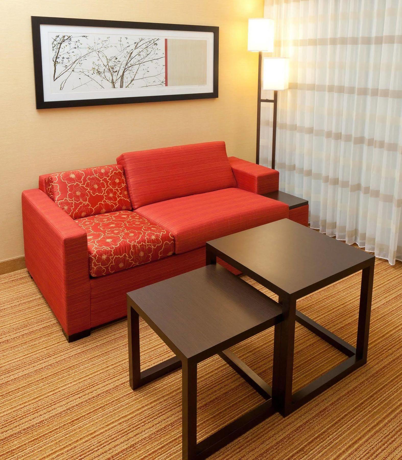 Courtyard By Marriott Buffalo Airport Чиктовага Экстерьер фото