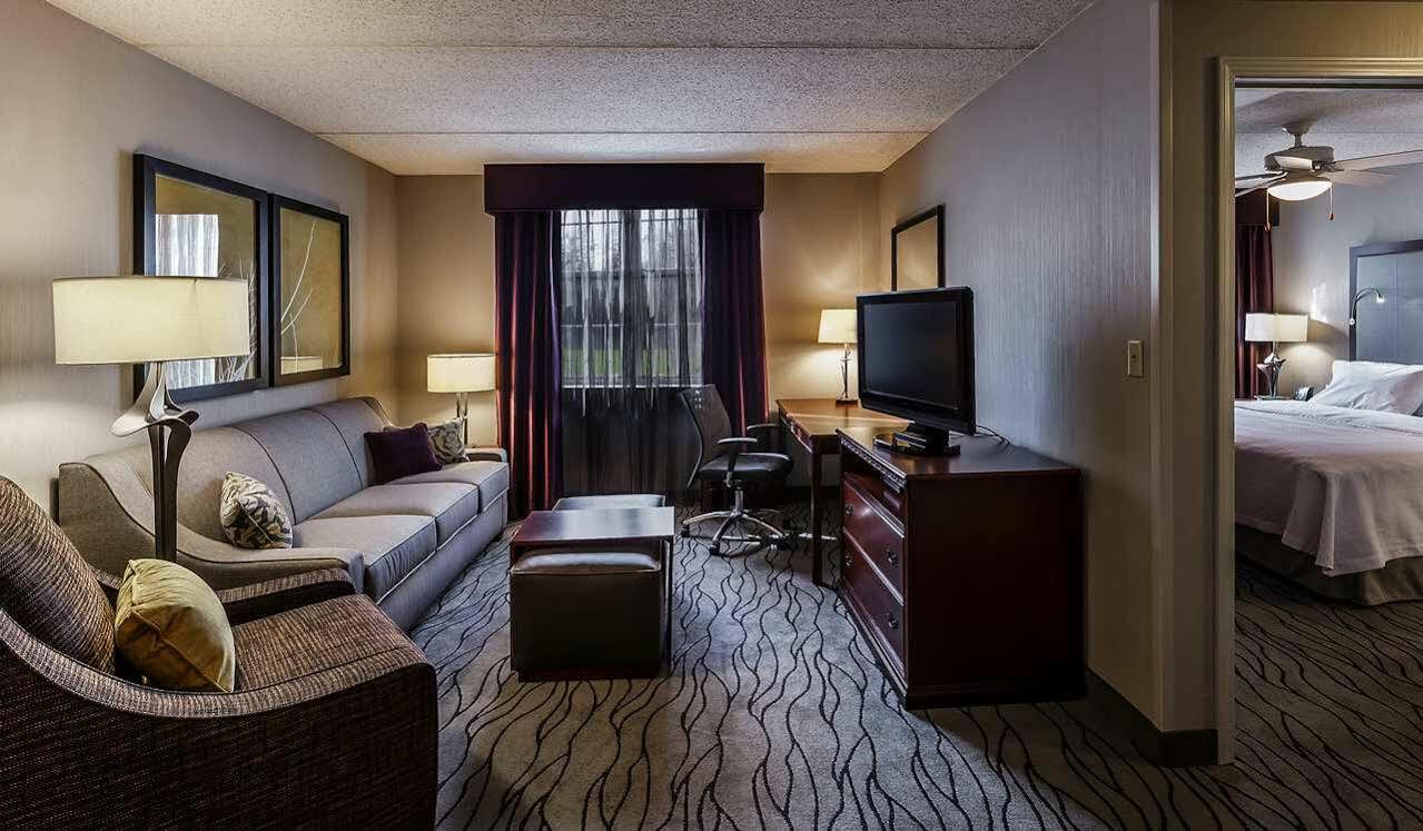 Courtyard By Marriott Buffalo Airport Чиктовага Экстерьер фото